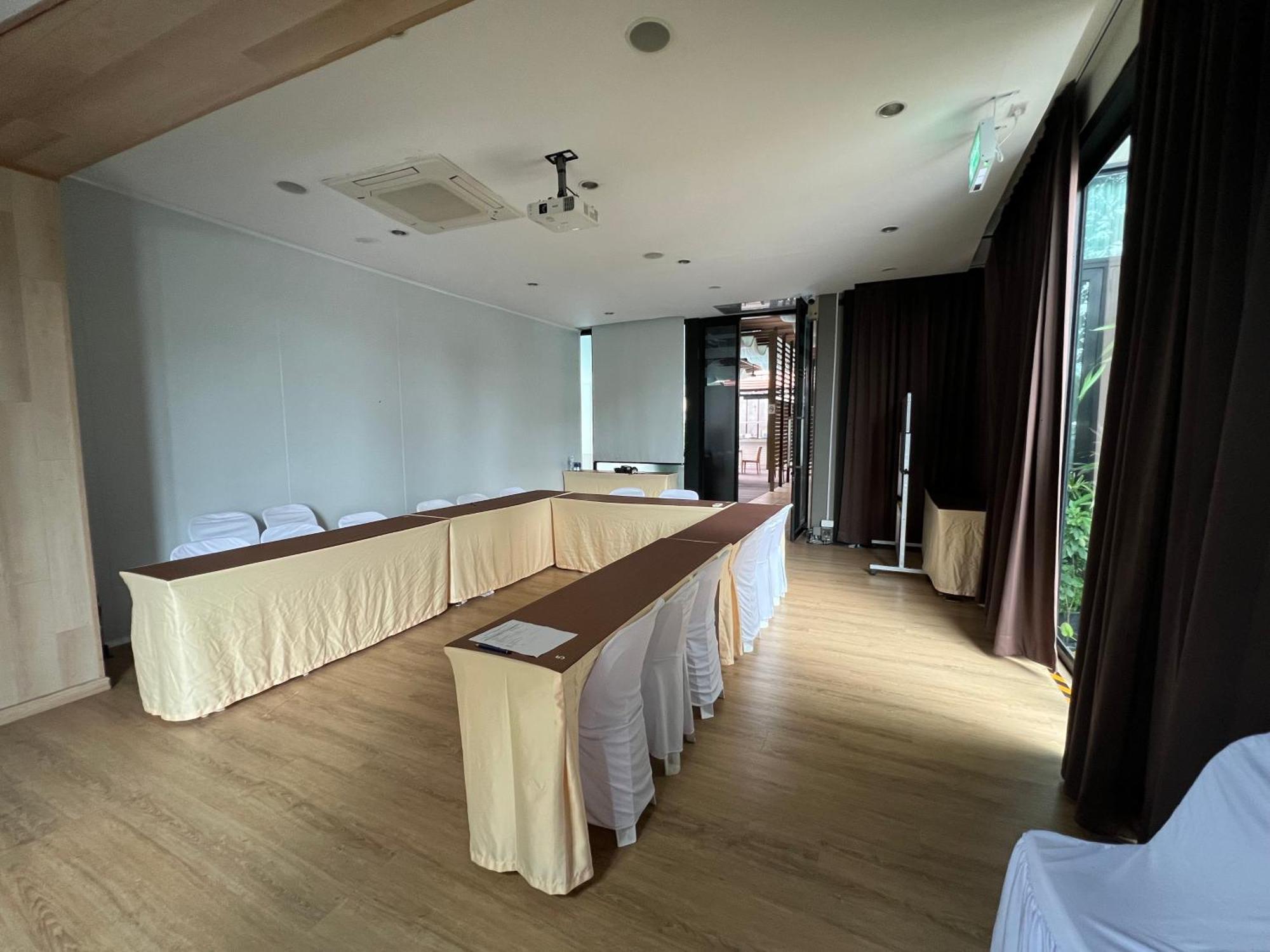Glai Gan Place Hotel Saraburi Exterior photo